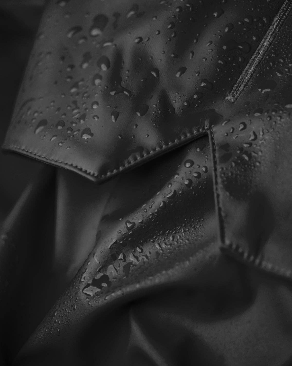 Black Dog Raincoat - imperméable