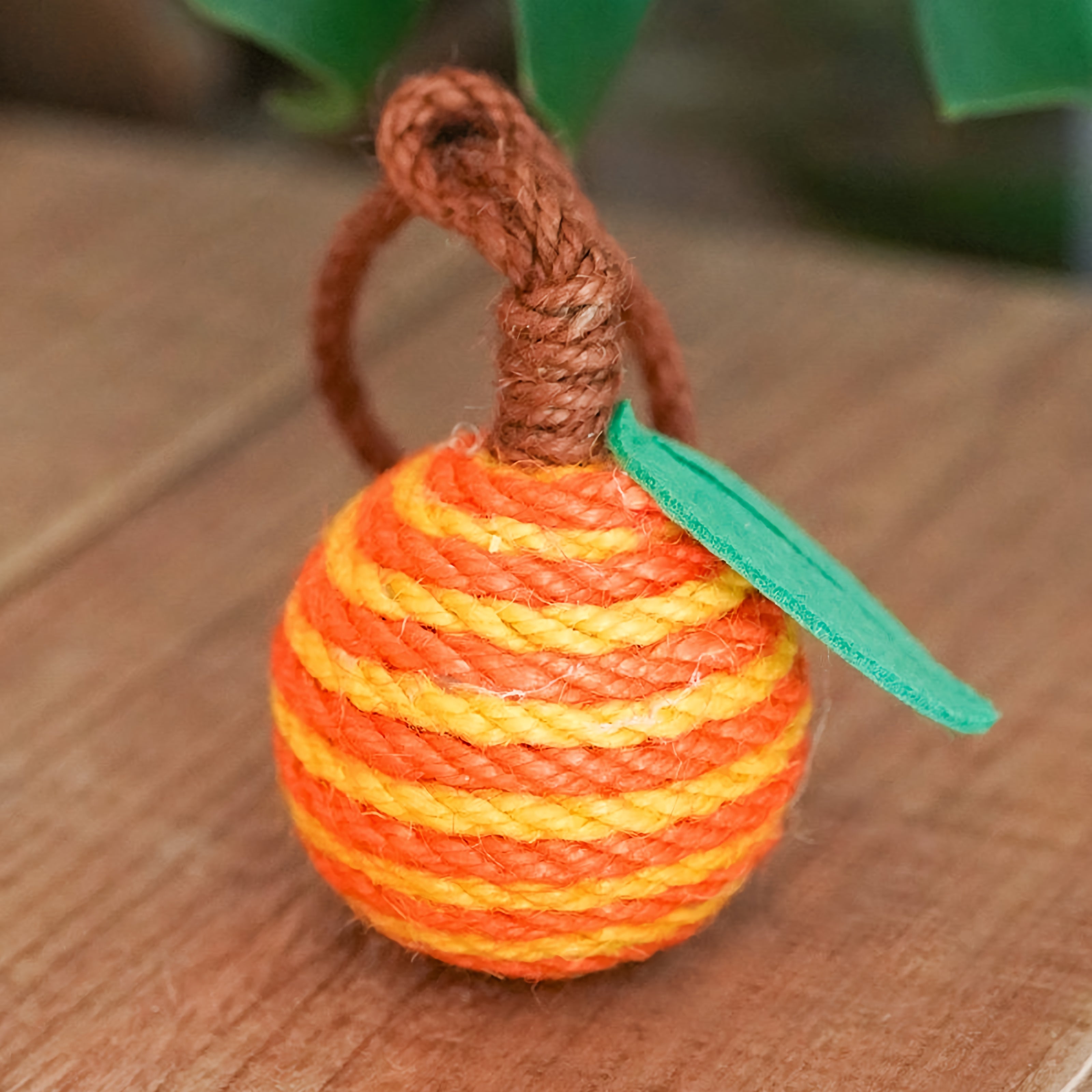 Orange rope scratch ball